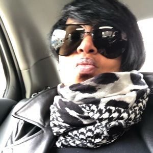 Meet your Posher, Teresa